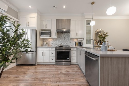 6-9840 Alberta Road  Richmond, BC V6Y 1T6