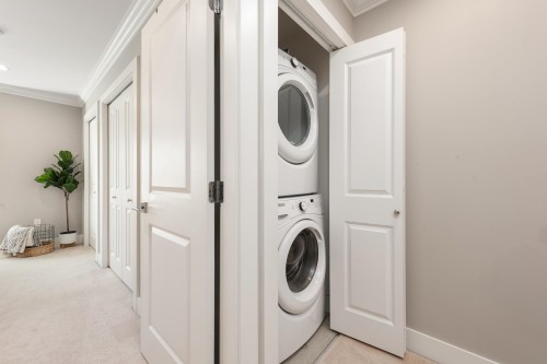 6-9840 Alberta Road, Richmond, BC 