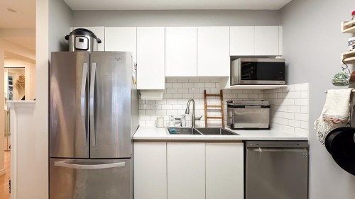 704-720 Carnarvon Street, New Westminster, BC 