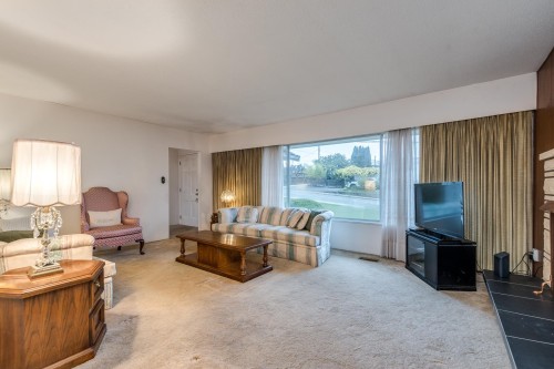 1250 Delta Avenue, Burnaby, BC 