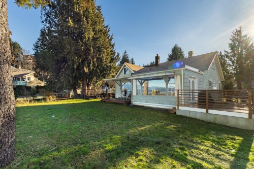 636 Bay Road, Gibsons, BC 