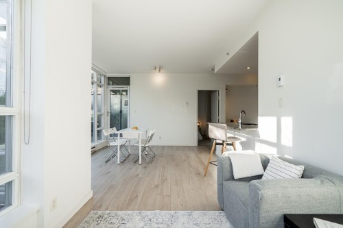 102-575 Delestre Avenue, Coquitlam, BC 