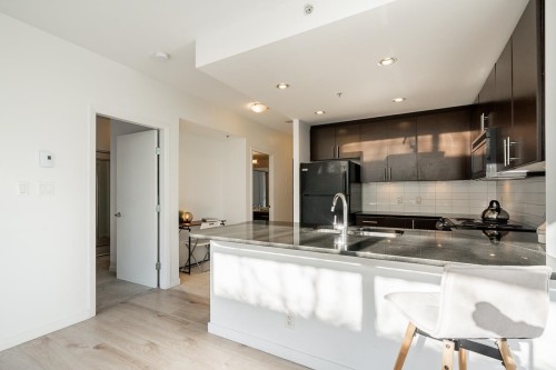 102-575 Delestre Avenue, Coquitlam, BC 