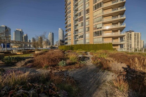 702-4808 Hazel Street, Burnaby, BC 