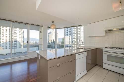 702-4808 Hazel Street, Burnaby, BC 