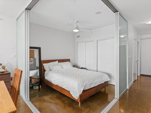 617-221 Union Street, Vancouver, BC 