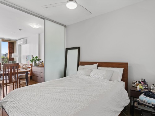 617-221 Union Street, Vancouver, BC 