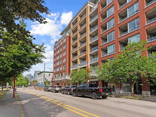 617-221 Union Street, Vancouver, BC 