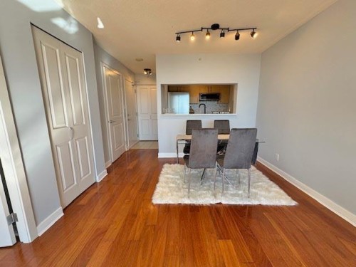 1401-3660 Vanness Avenue, Vancouver, BC 