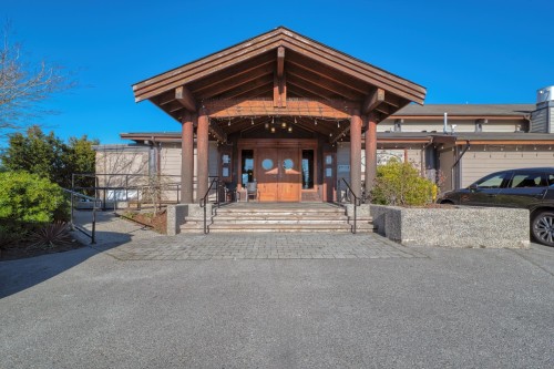 5693 Porpoise Bay Road, Sechelt, BC 