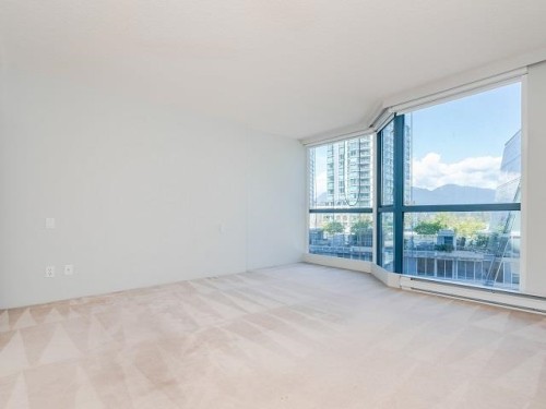 303-1415 Georgia Street W, Vancouver, BC 