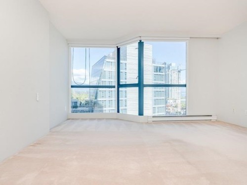 303-1415 Georgia Street W, Vancouver, BC 