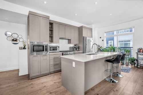 135-1220 Rocklin, Coquitlam, BC 