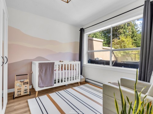 305-1500 Ostler Court, North Vancouver, BC 