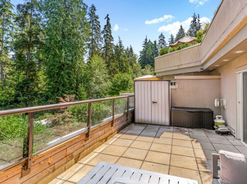 305-1500 Ostler Court, North Vancouver, BC 