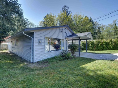 6557 Bjorn Place, Sechelt, BC 