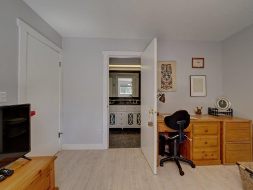 6557 Bjorn Place, Sechelt, BC 