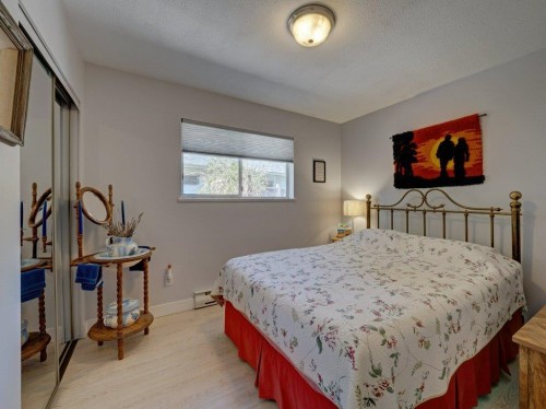 6557 Bjorn Place, Sechelt, BC 