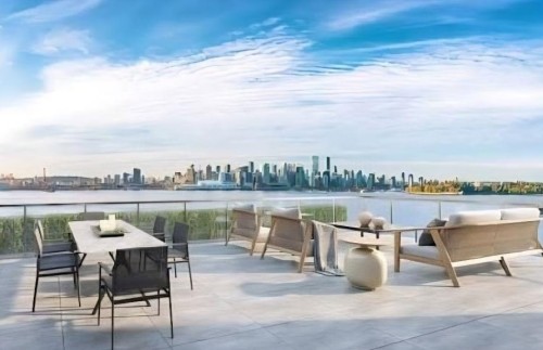 322-755 Harbourside Drive, North Vancouver, BC 