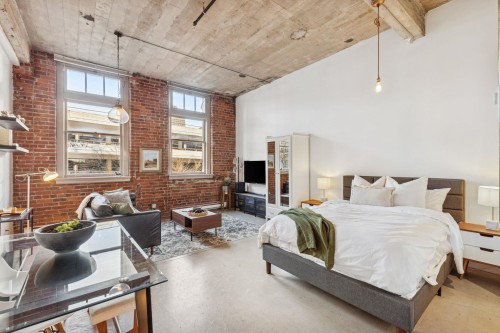 206-546 Beatty Street, Vancouver, BC 