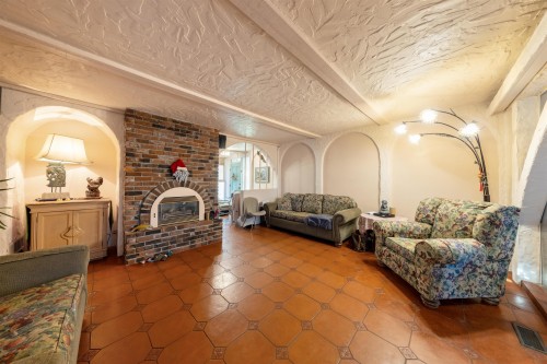 1670 Ayleslynn Drive, North Vancouver, BC 