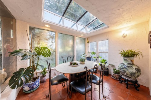 1670 Ayleslynn Drive, North Vancouver, BC 