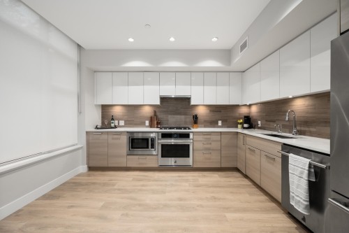 3482 Marine Way, Vancouver, BC 