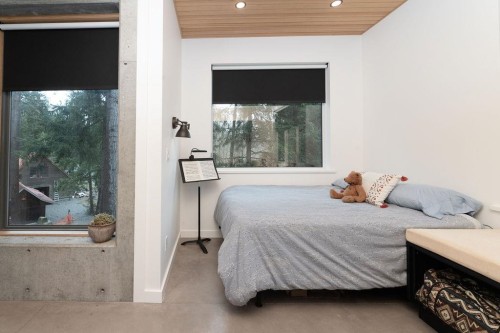 1572 Mountain Road, Gibsons, BC 