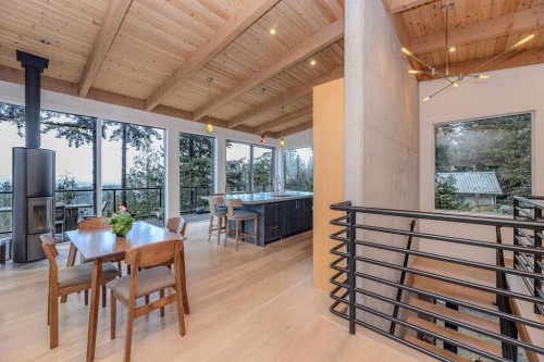 1572 Mountain Road, Gibsons, BC 