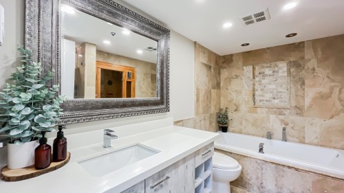 804-3061 Kent Avenue N, Vancouver, BC 