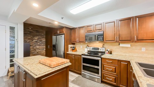 804-3061 Kent Avenue N, Vancouver, BC 