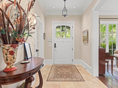 5559 Alma Street, Vancouver, BC 