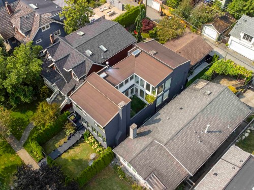 4615 7Th Avenue W, Vancouver, BC 