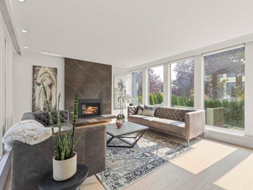 4615 7Th Avenue W, Vancouver, BC 