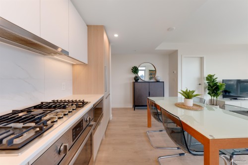 1302-318 Alderson Avenue, Coquitlam, BC 