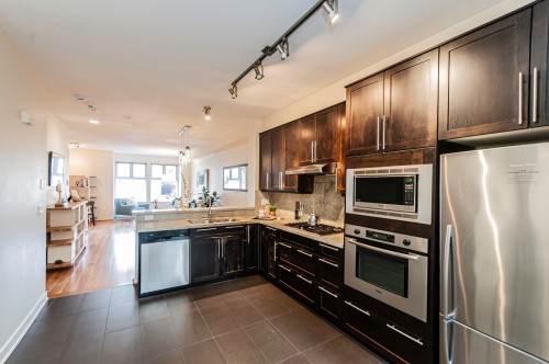6608 Arbutus Street, Vancouver, BC 