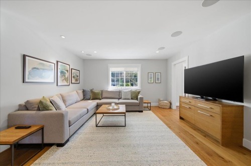 844 Pacific Drive, Delta, BC 