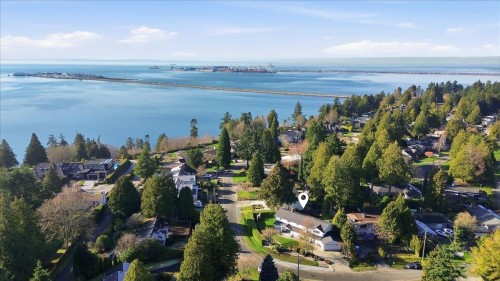 844 Pacific Drive, Delta, BC 