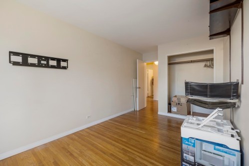 205-1695 10Th Avenue W, Vancouver, BC 