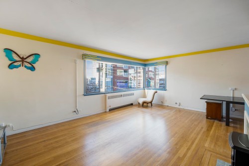 205-1695 10Th Avenue W, Vancouver, BC 