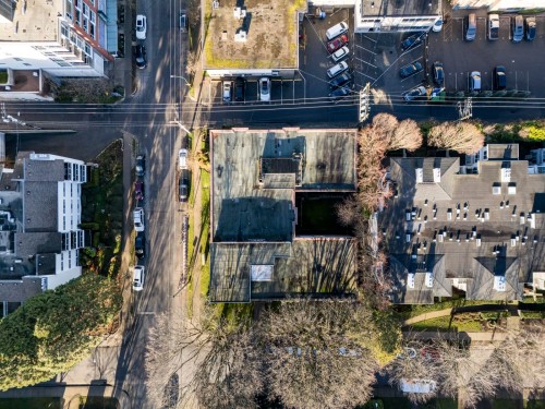 205-1695 10Th Avenue W, Vancouver, BC 