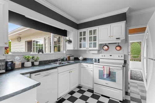 7800 Sunnydene Road, Richmond, BC 