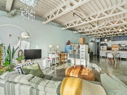 327-350 2Nd Avenue E, Vancouver, BC 