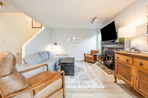 22-41449 Government Road, Squamish, BC 