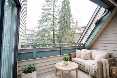 411-2915 Glen Drive, Coquitlam, BC 