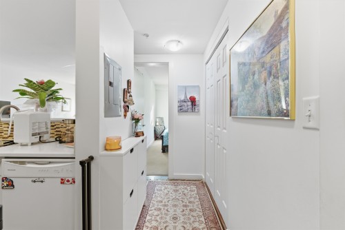 109-1033 St. Georges Avenue, North Vancouver, BC 