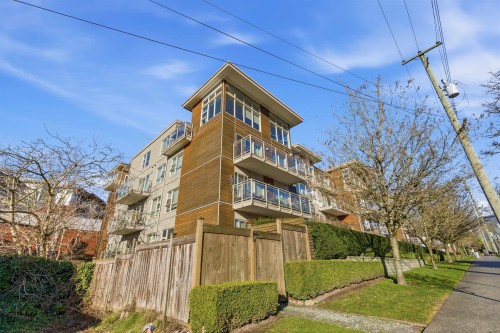 109-1033 St. Georges Avenue, North Vancouver, BC 