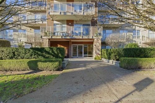 109-1033 St. Georges Avenue, North Vancouver, BC 