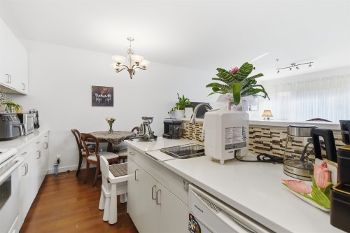 109-1033 St. Georges Avenue, North Vancouver, BC 