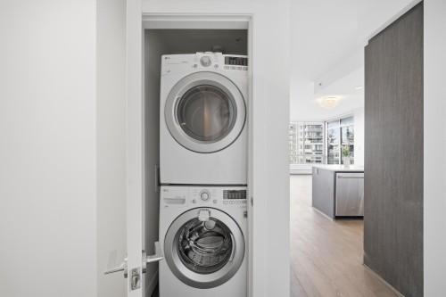 1103-9060 University Crescent, Burnaby, BC 